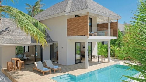 Two Bedroom Beach Pool Villa mit privatem Pool im Ananea Madivaru Maldives im Nord Ari Atoll, Malediven