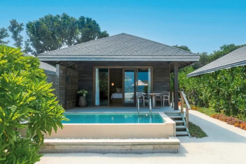 Beach Pool Villa im Jawakara Islands Maldives mit privatem Pool und direktem Strandzugang