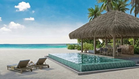 Pool direkt am Strand